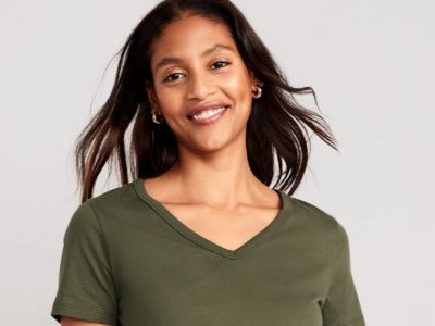 Der Wert von hochwertigen V-Ausschnitt-T-Shirts für Frauen in Premium-Basics-Kollektionen