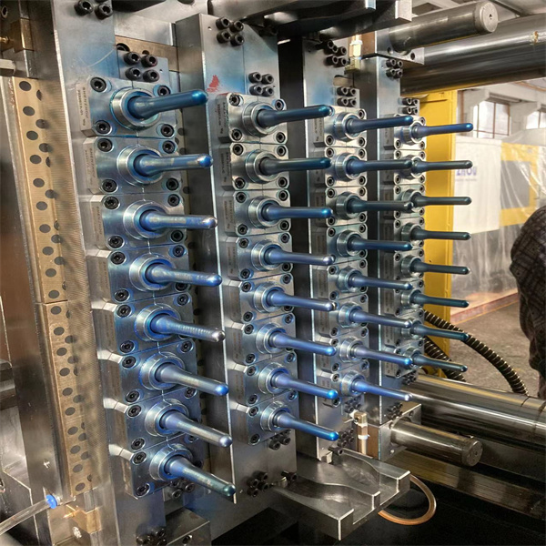How injection molding systems are revolutionizing manufacturing? 