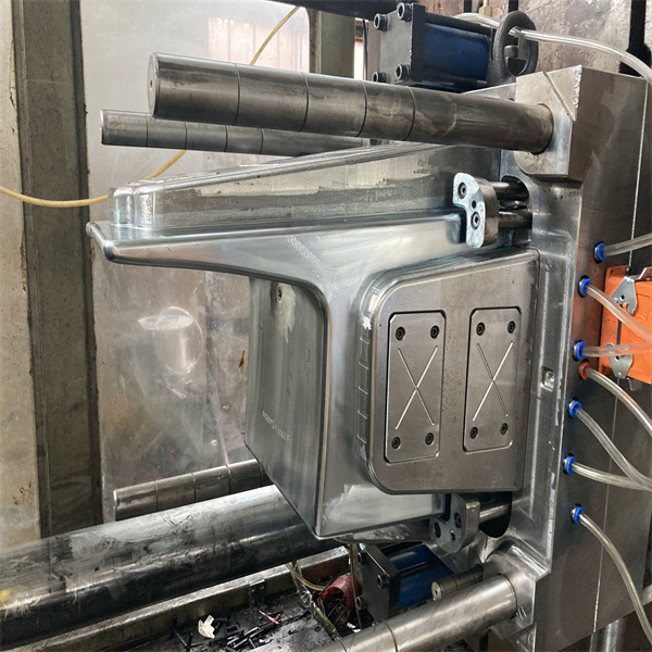 Sostenibilidad en la fabricación por inyección de plástico
