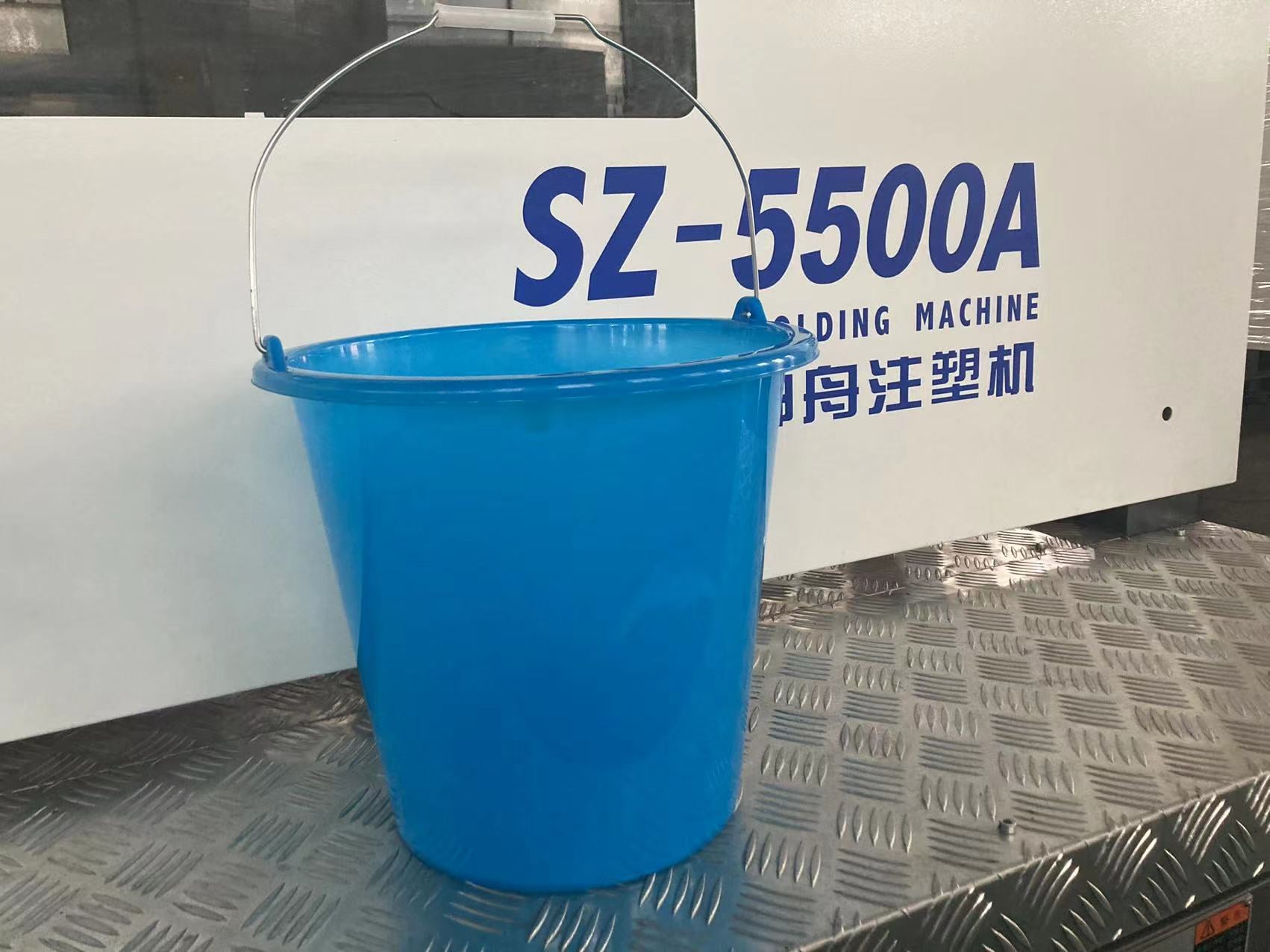 plastic 5l 20 bucket injection moulding making machine -9
