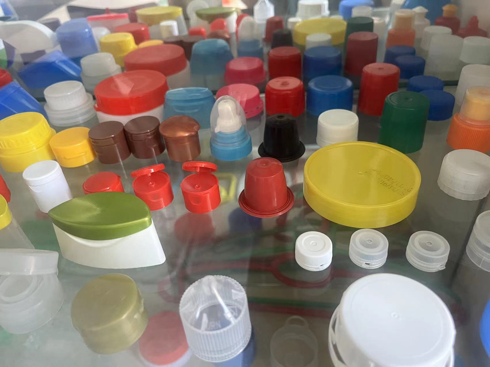 product plastic smooth surface lotion pump aluminium and pp foaming soap dispenser injection molding machines-6
