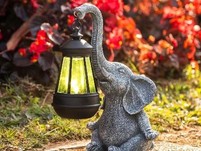 Garden Solar Lights That Look Like Art Pieces