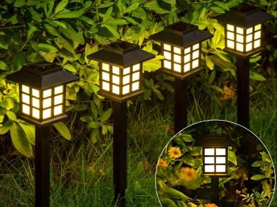 How Solar Garden Lights Blend Beauty and Sustainability