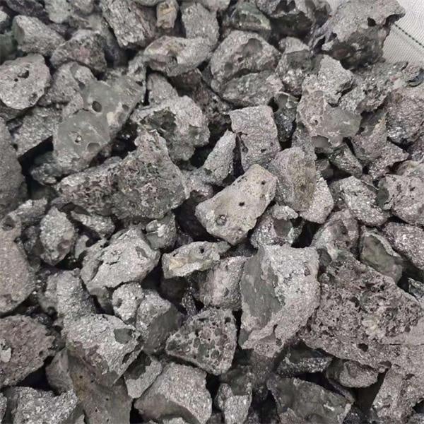 Exploring the Uses of Lump Ferro Chrome in the Manufacturing Industry