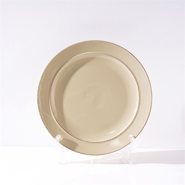 Why ceramic serving dishes are a must-have for any kitchen