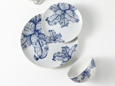 Bowl Sets 101: From Practical White Bowls to Ornate Decorated Designs