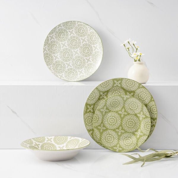 Elevate Your Dining Experience with Stylish Stoneware Dishware