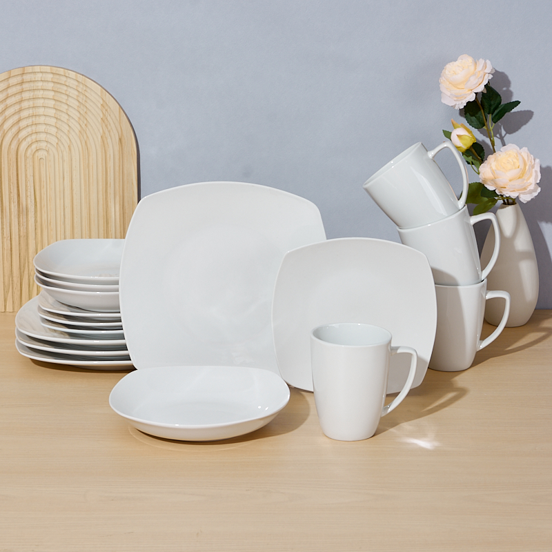 Wholesale Modern Square Ceramic Dinner Set for Hotel & Restaurant Custom 16-24 Pcs White Porcelain China Plate Durable Feature manufacture