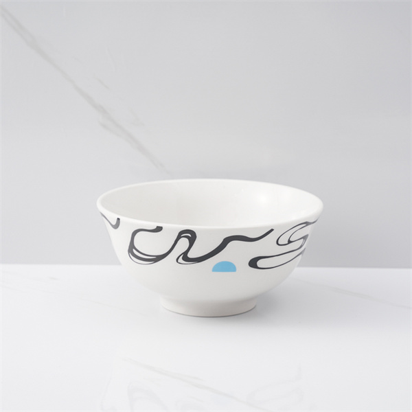 The ideal addition to your dinnerware collection for pasta lovers