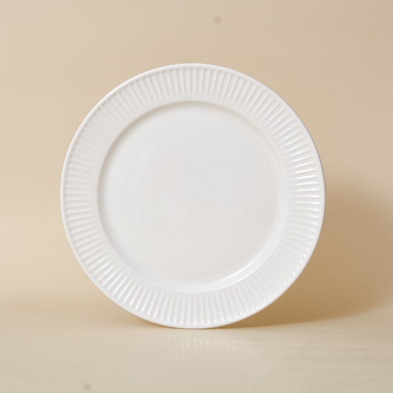 Customized Modern White Ceramic Dinnerware Set Embossed and Durable for Home Hotel or Holidays factory