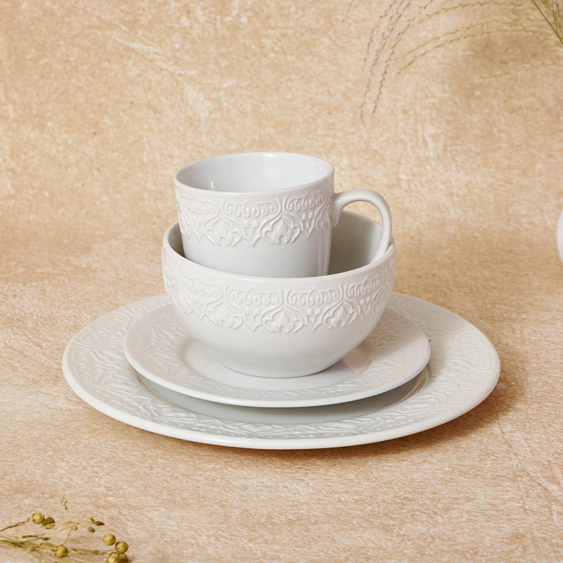Hot-Selling 16-Piece Customizable Embossed Porcelain Tableware Set White Stoneware Dinner Plate Sets for Hotels manufacture