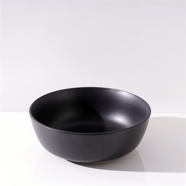 The Benefits of Ceramic Serving Bowls
