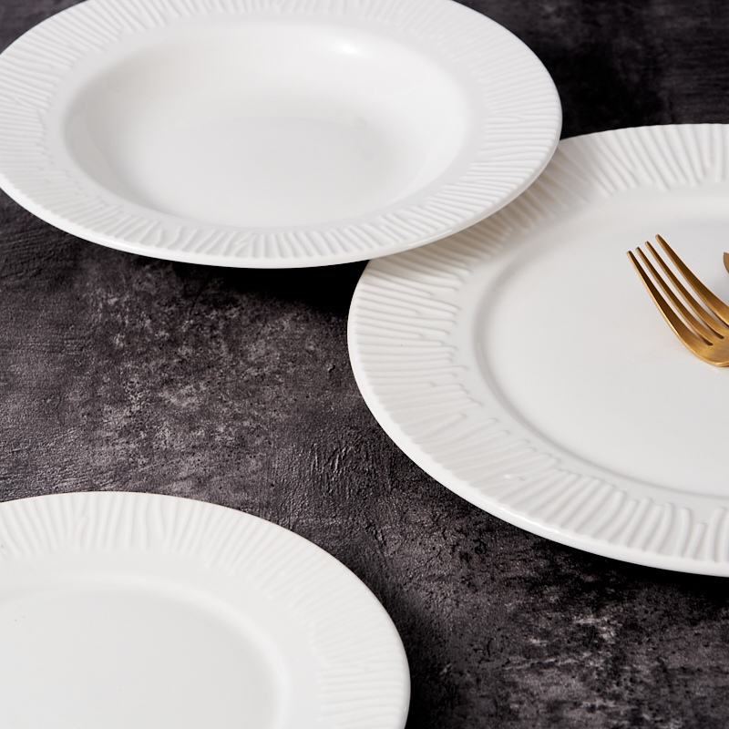 Hot-Selling Customizable Luxury White Stoneware Dinner Plate Set Embossed Porcelain Tableware for Hotels Durable Feature factory