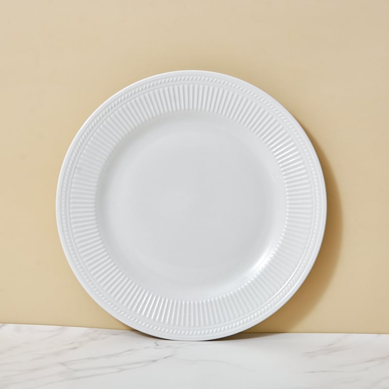 Wholesale Luxury Classic Ceramic Dinnerware Sets Customizable Plates & Bowls Dishwasher Safe Sustainable for Families & Hotels manufacture