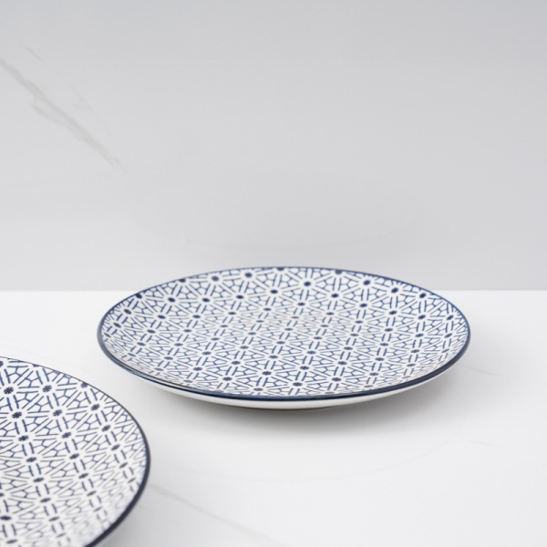 Experience the beauty and functionality of stoneware dinner plates at every meal