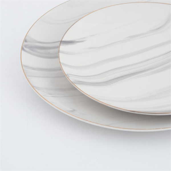 Ceramic plates that won't break the bank