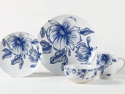  Valentines Day Tableware on a Budget: Affordable Colored Plates and Mugs