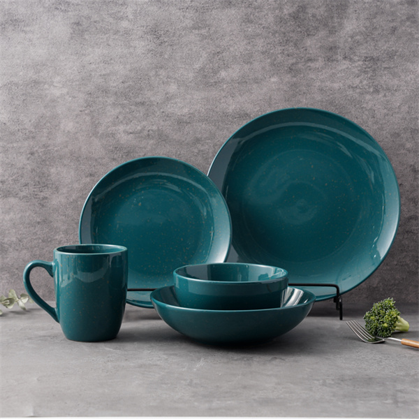 Durable and long-lasting dinnerware for everyday use