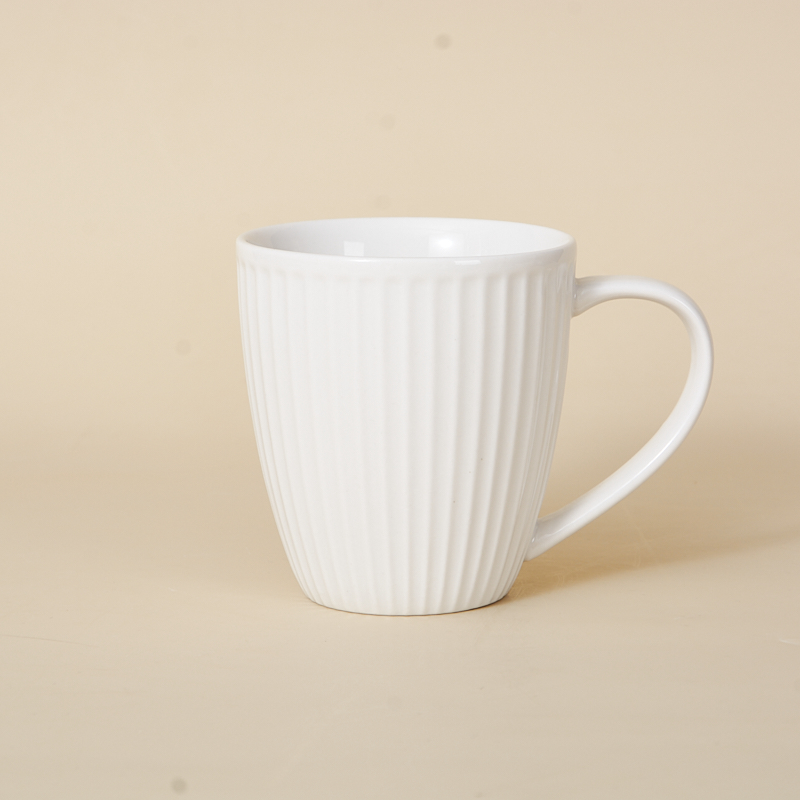 Customized Modern White Ceramic Dinnerware Set Embossed and Durable for Home Hotel or Holidays details