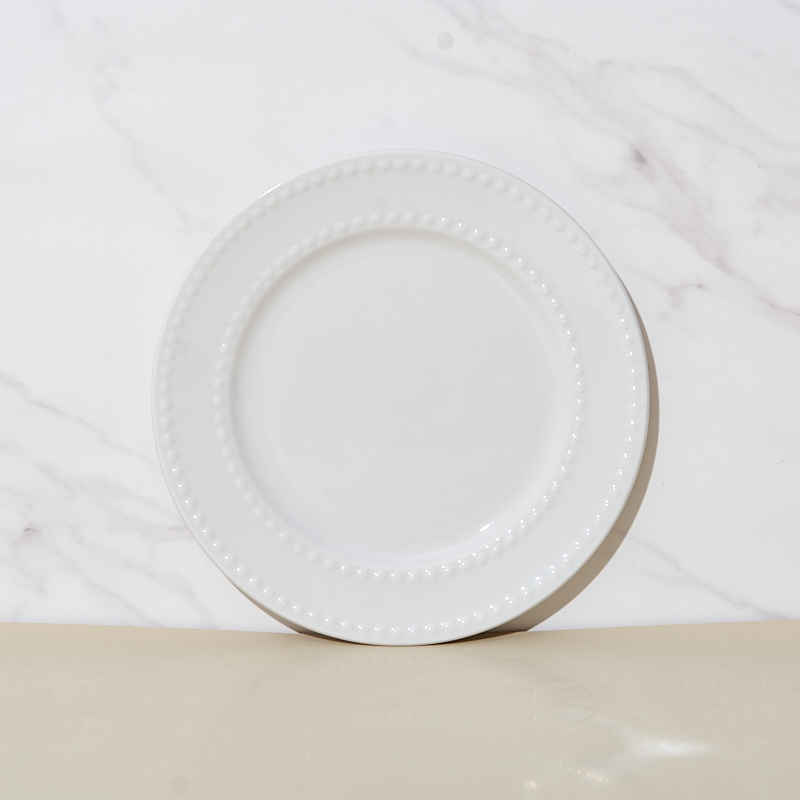 Custom Designed American Style Lightweight Porcelain Dinnerware Set Durable Dishwasher Safe Plates for Home & Hotel Kitchens factory
