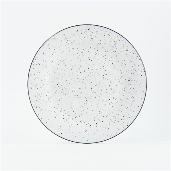 Elevate Your Table Setting with Petite Ceramic Plates
