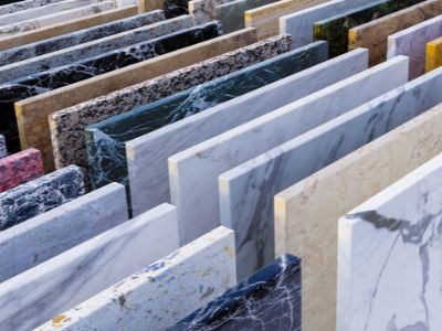 Quelles sont les dimensions des dalles de marbre