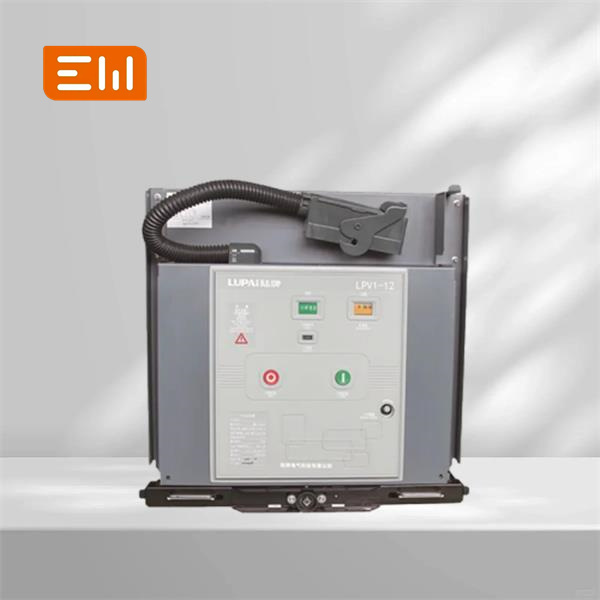 How Air Circuit Breakers Protect Against Electrical Faults
