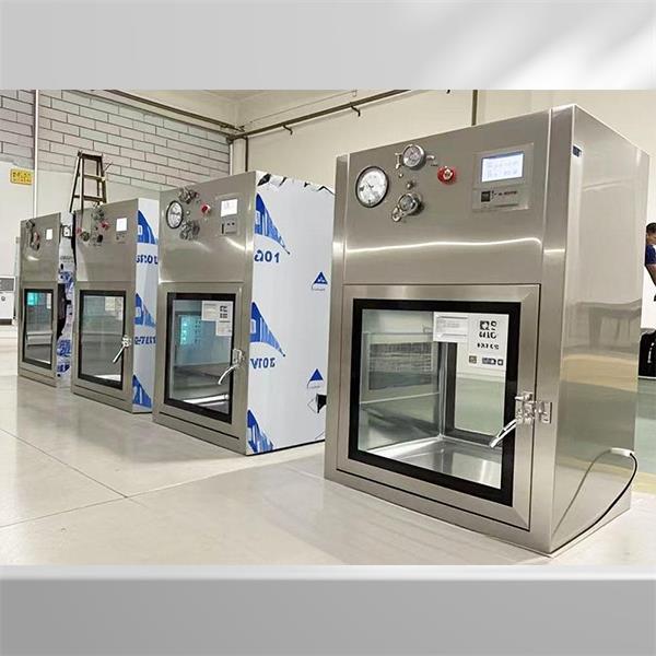 Améliorer la maîtrise du flux d'air et la confinement grâce à la conception des passe-plats dynamiques