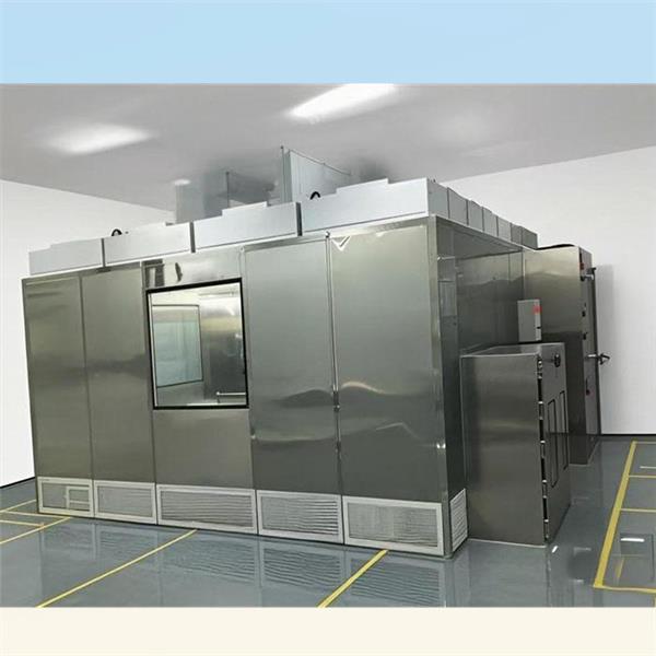 Meeting industry standards with a state-of-the-art 100k clean room setup
