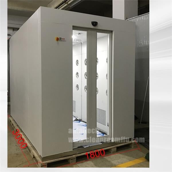 製薬生産における規制基準への適合を空気シャワーで実現