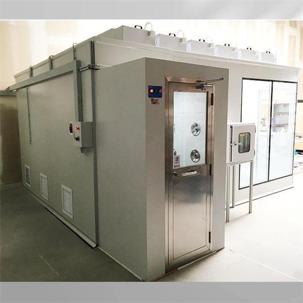 الحفاظ على بيئات خاضعة للرقابة وفقًا لمعيار ISO 14644-1 الفئة 8