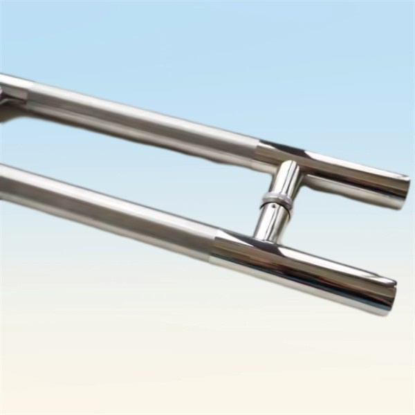 Resistant to rust and corrosion for long-lasting beauty