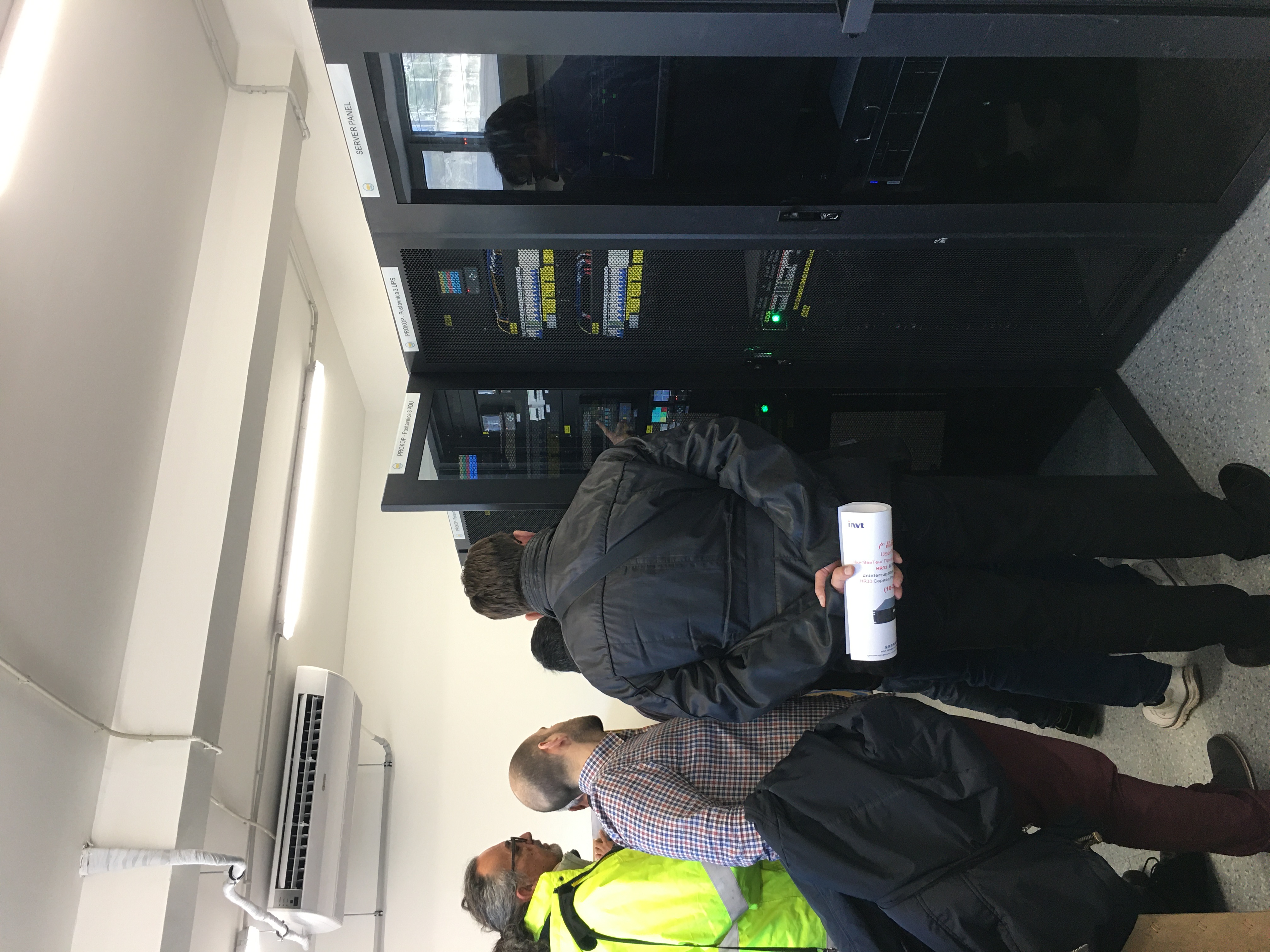 High Frequency Rack Mounted UPS Power Online Three Phase UPS WTHD Supplies details