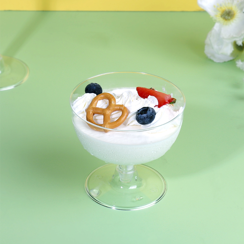 Elegant and delicious mousse dessert cups