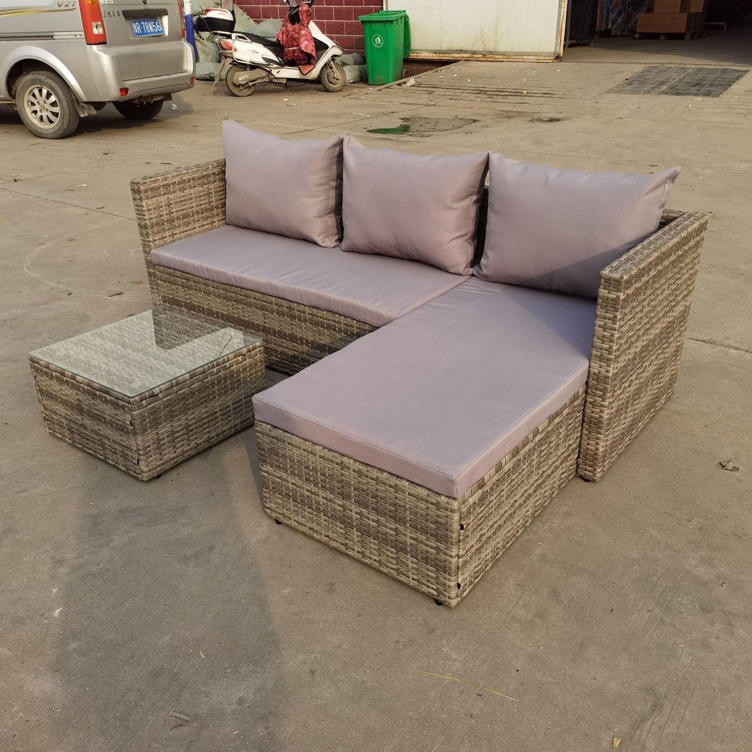 product classic modern rattan outdoor sofa lounger economical iron frame furniture for garden hotels and malls-1