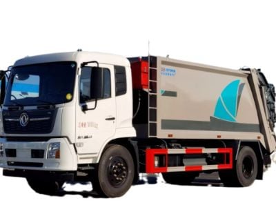 Garbage Truck Showdown: A Practical Comparison of Side-Loader vs. Rear-Loader Models