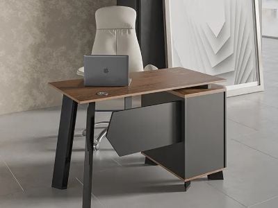 Staff Offices in the Tech Industry