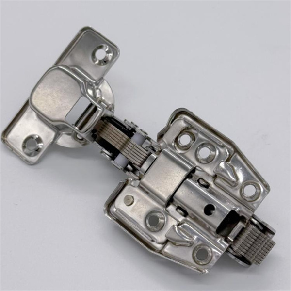 How to Choose the Right Door Hinges for Commercial Projects