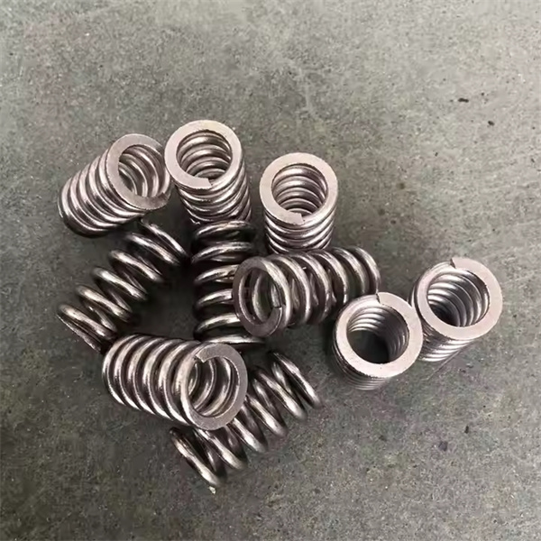 Resistant to corrosion and rust, stainless steel exhaust springs