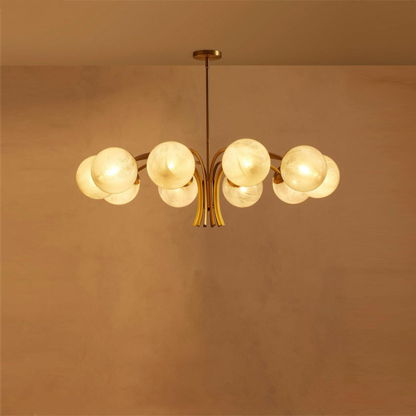 Illumina la tua casa con un luminoso lampadario a bolle