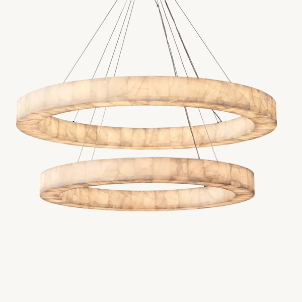 Illumina il tuo soggiorno con stile con un bel lampadario.