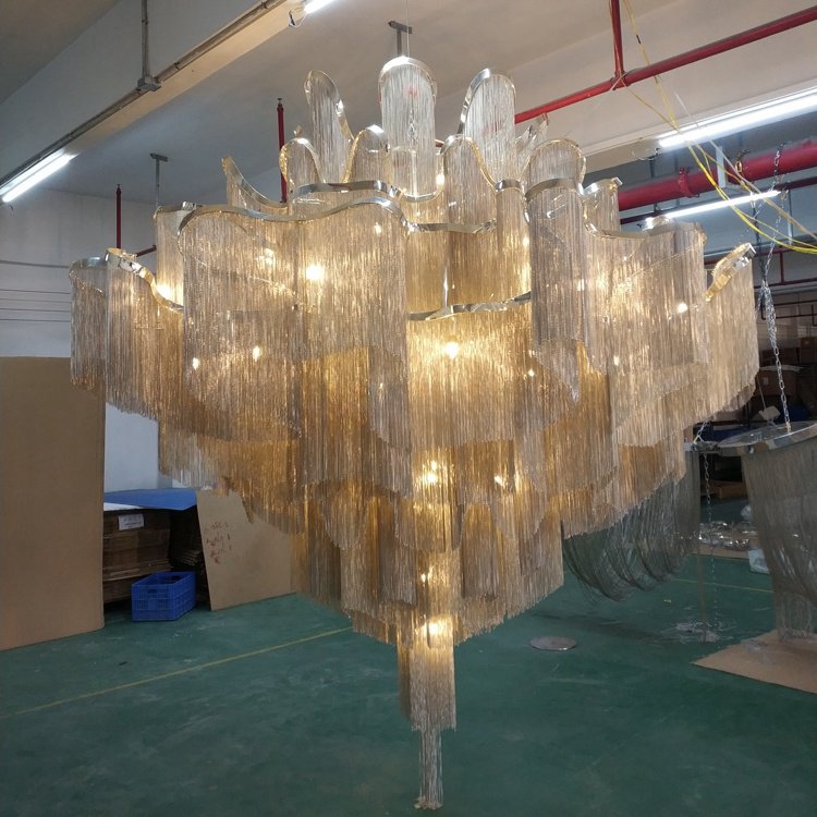 Hotel Project Iron Aluminum Chains Ring LED Chandeliers Pendant Light For Villa Living Room factory