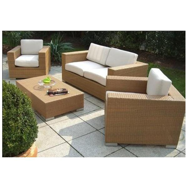Disfruta dels Espais Exteriors sense Gastar Massa amb un Sofa de Pati Econòmic