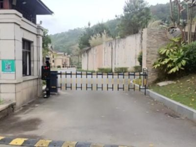 Road Barriers for Emergency Evacuation Routes