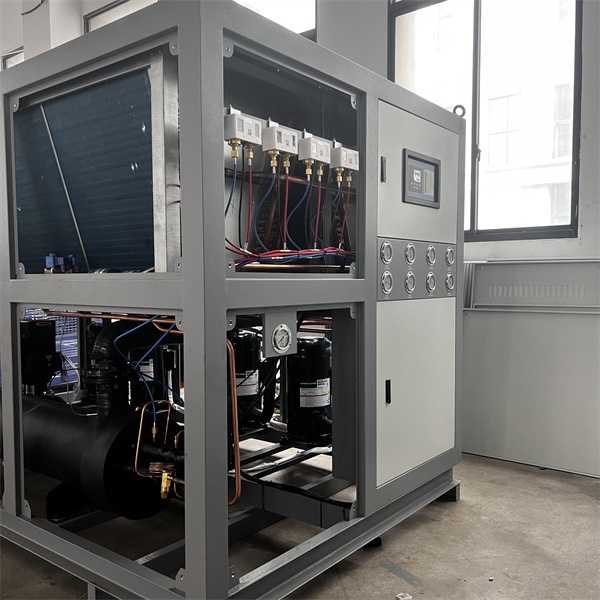 Stay Refreshed and Ready for Business with a Commercial Cooler