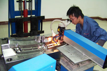 Upgraded Mold Laser Welding Machine details