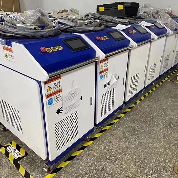 Applications linked to the Robot 3D Laser Welding Machine