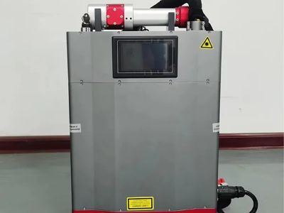 Macchina di rimozione della ruggine a laser di alta qualità | Soluzioni per la pulizia con laser a impulsi