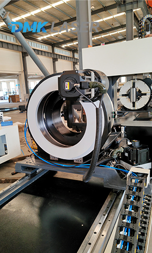 Metal Tube Raycus fiber Laser Cutting Machine 6000W details