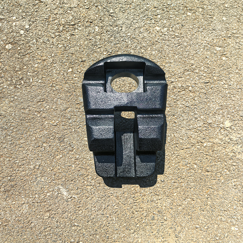 Ductile Iron Sand Casting Foundry Front Suspension Connection Bracket details